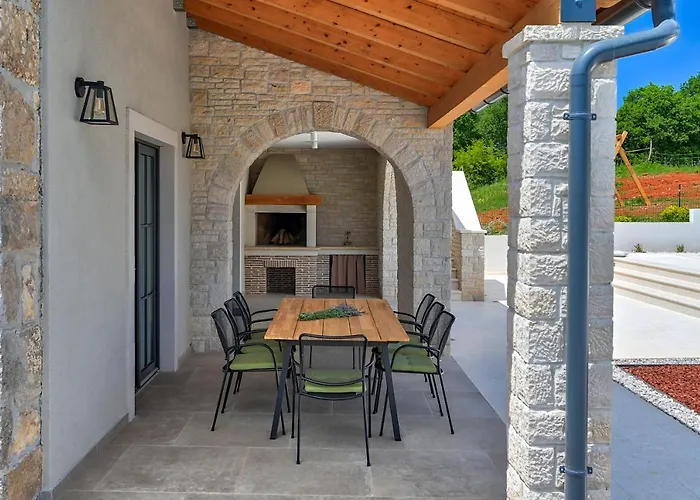 Βίλα Vitassi Πούλα