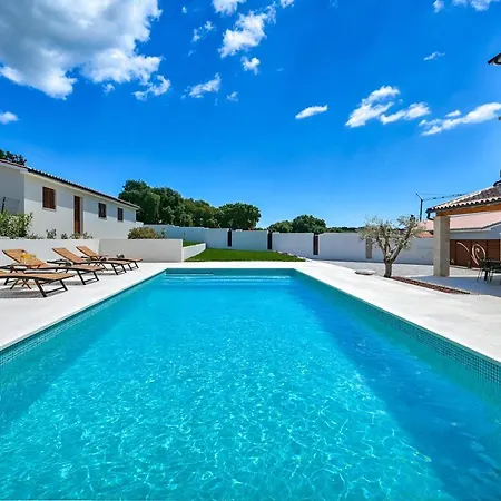 Vitassi Villa Pula